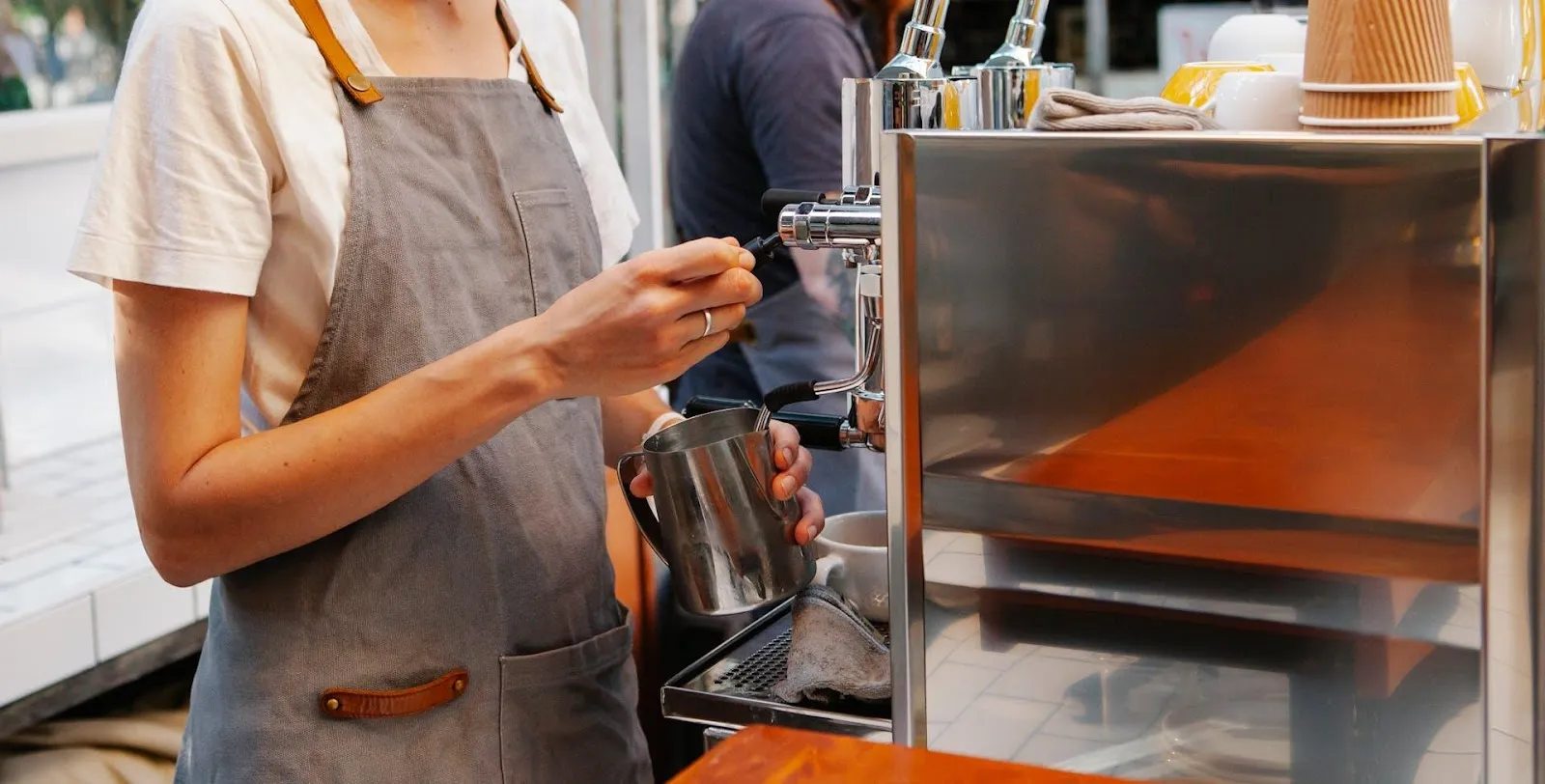 Quality vs. Quantity: Balancing Operations Management in Manufacturing