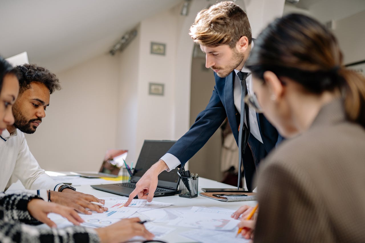 Top 10 Essential Skills for the Modern Supply Chain Leader: Beyond the Basics