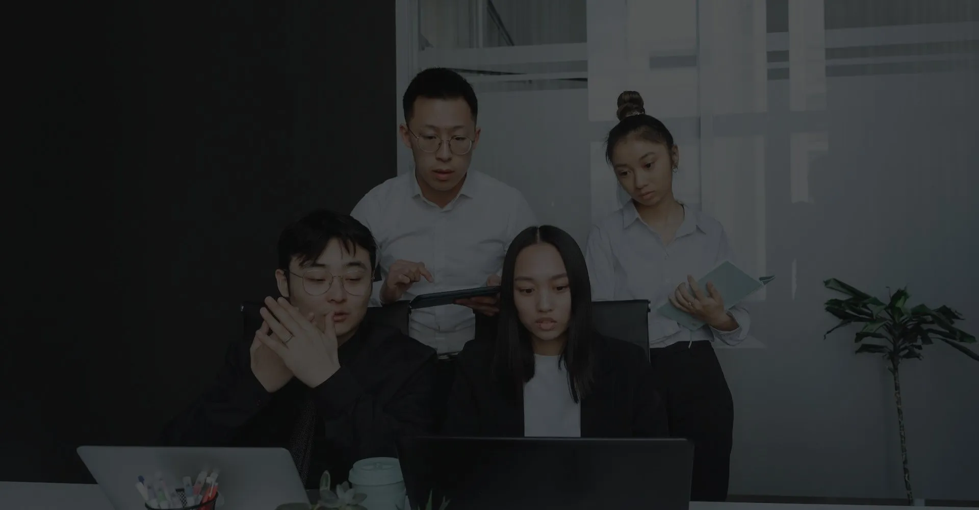 BRIGHTEN UP YOUR RISK MANAGEMENT CAREER!